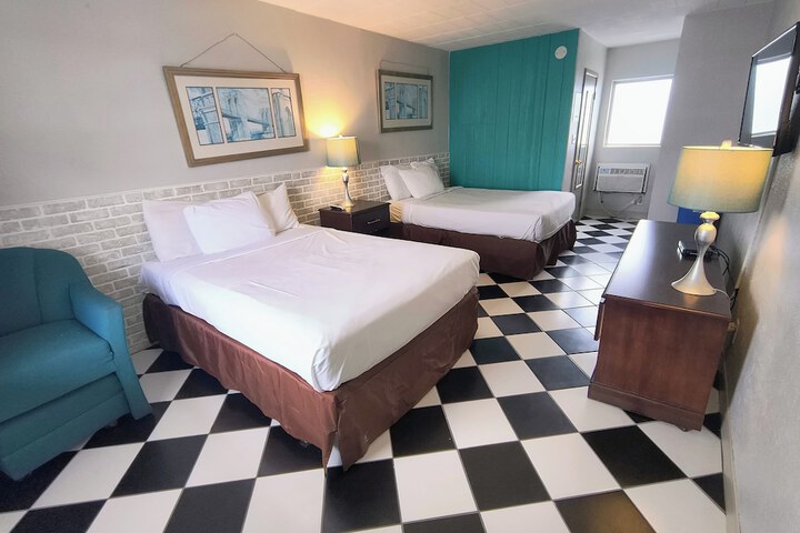 Superior 2 Double Beds (7 of 10)