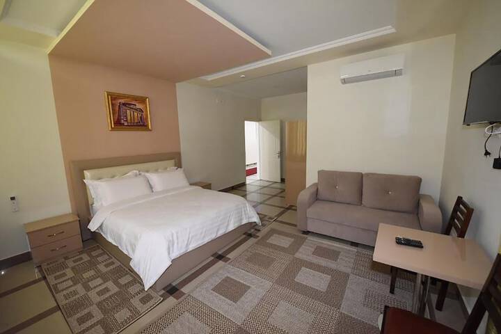 Room 26 of 139