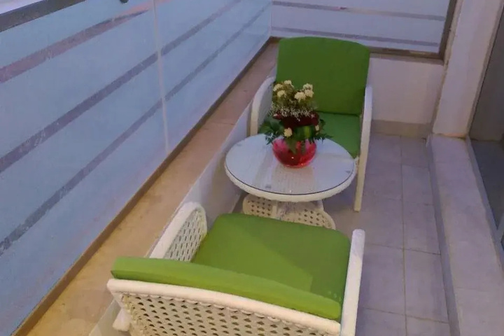 Terrace/Patio 8 of 18