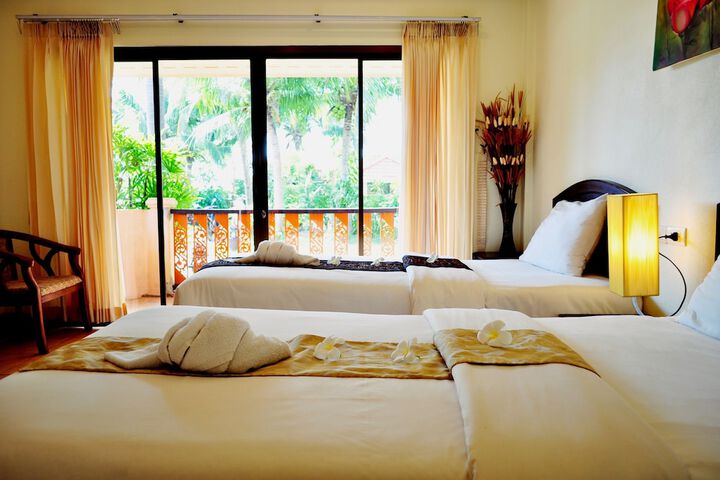 Room 28 of 53