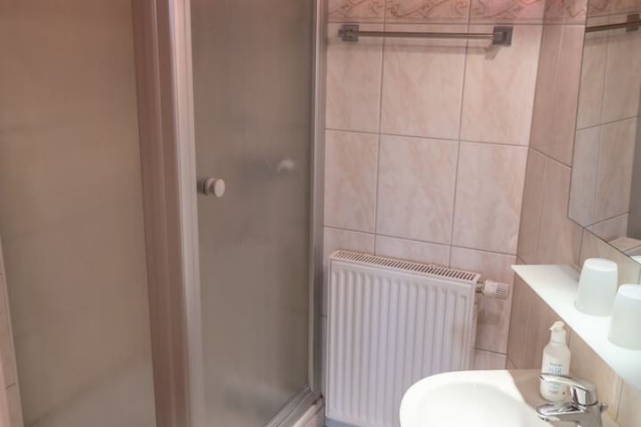 Room 129 of 187