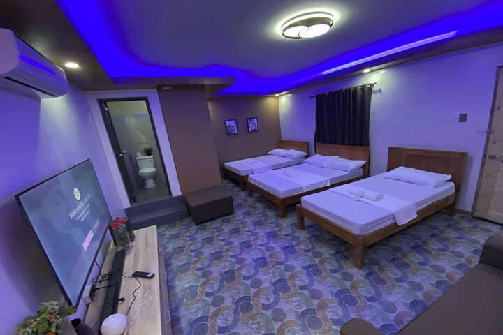 Room 8 of 55