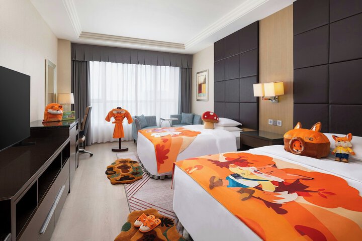 Room 18 of 68