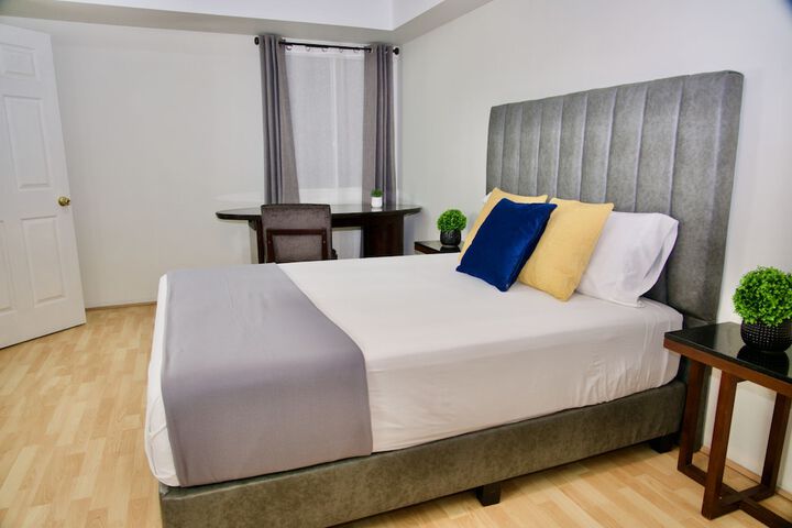 Room 27 of 159
