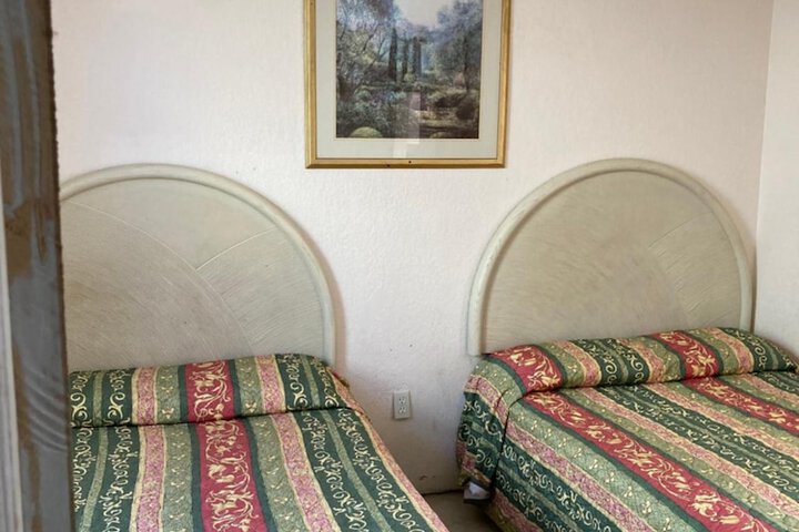 Room 12 of 53