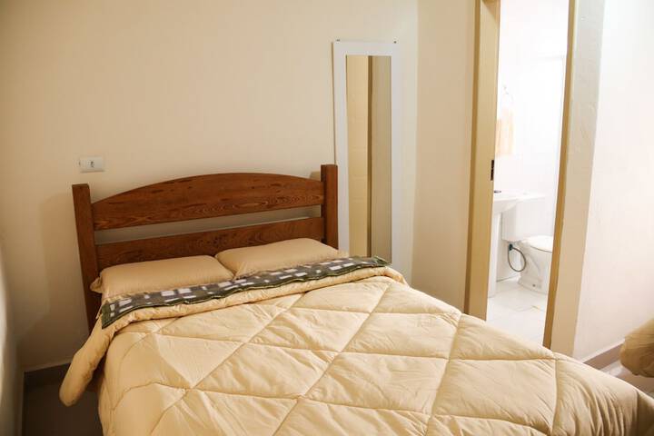 Room 16 of 60