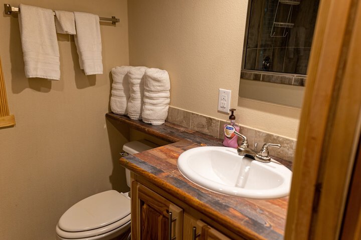 Room 54 of 208