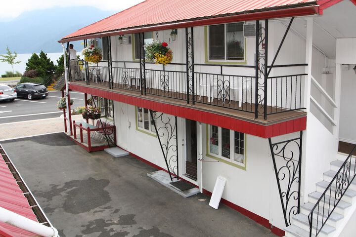 Property Grounds 51 of 70