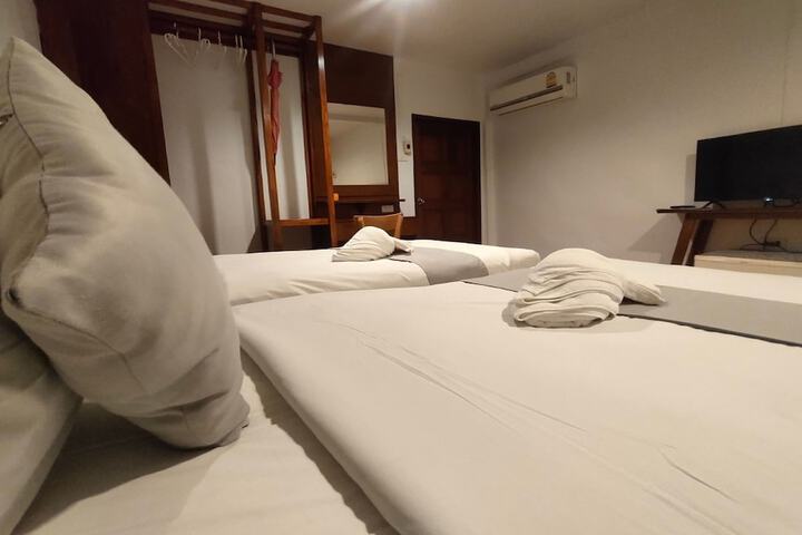 Room 29 of 95