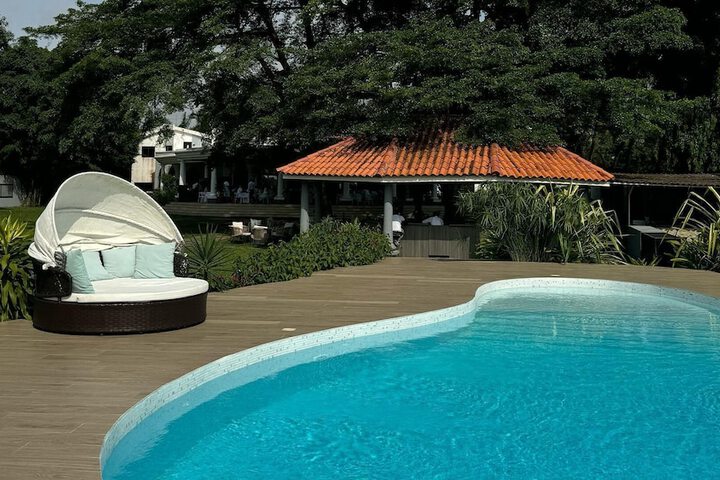 Pool 28 of 53