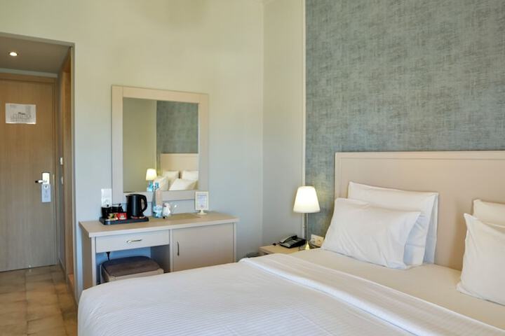 Room 20 of 93