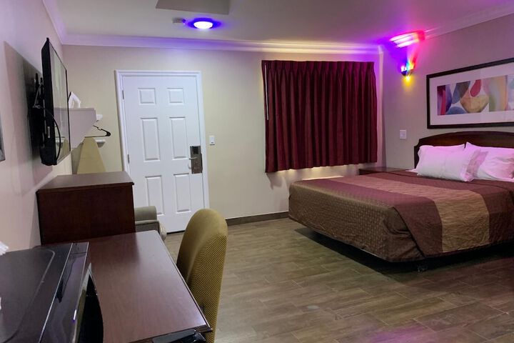 Room 26 of 36