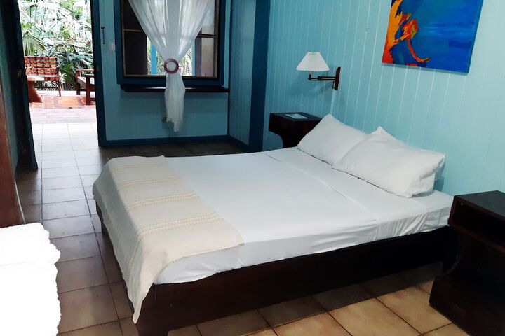 Room 6 of 87