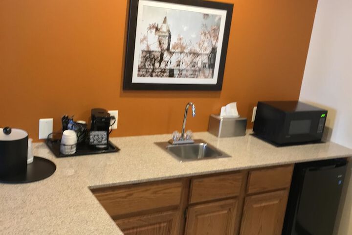 2 Queen Beds Interior Entrance WiFi Full Breakfast (9 of 19)