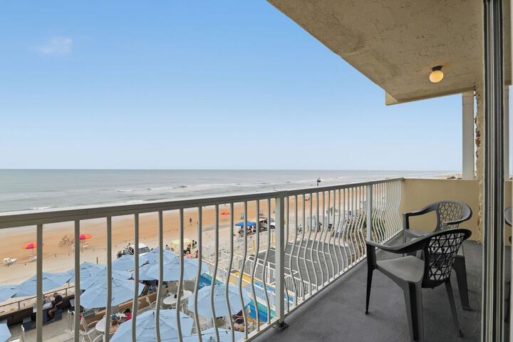Beach/ocean view