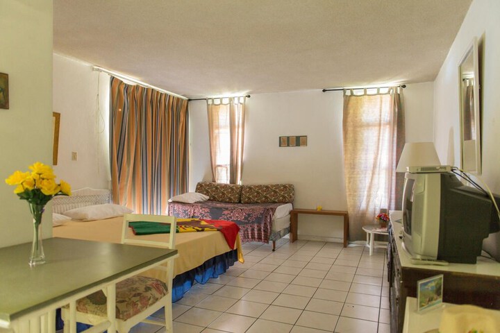 Room 12 of 43
