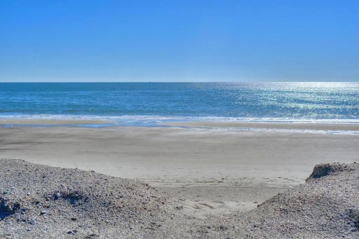 Beach 17 of 25