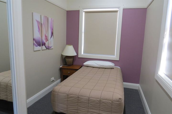 Room 4 of 24