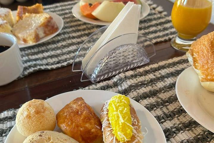 Breakfast/Coffee Service 21 of 28