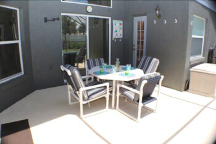 Terrace/Patio 23 of 24