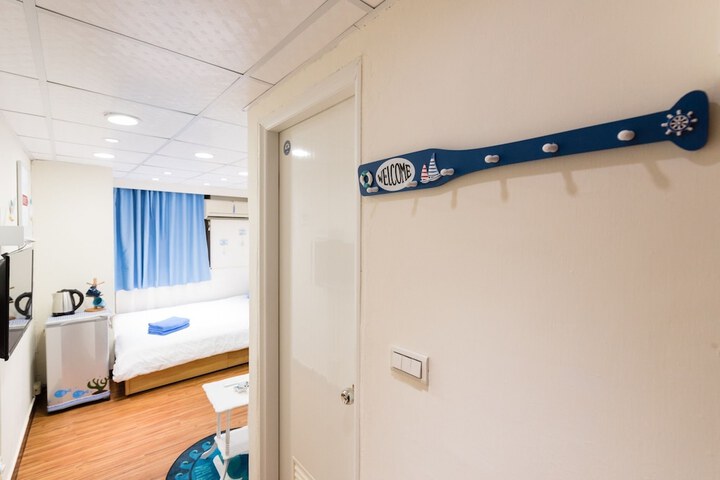 Room 36 of 129