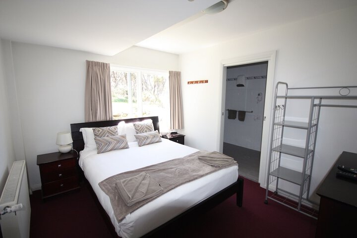 Room 13 of 43