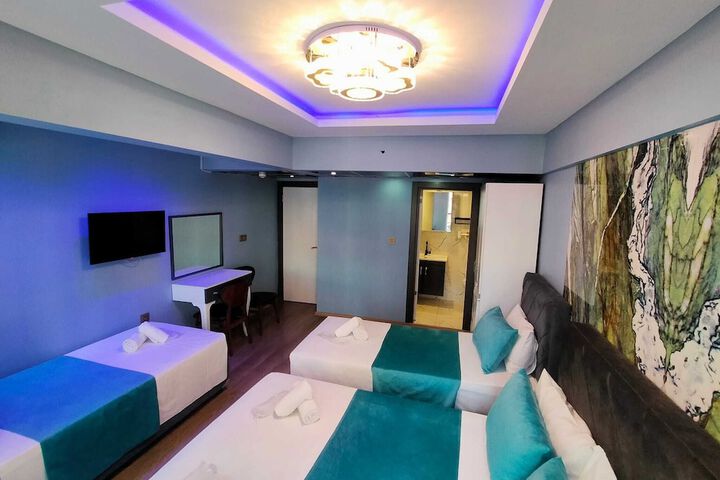 Room 90 of 121