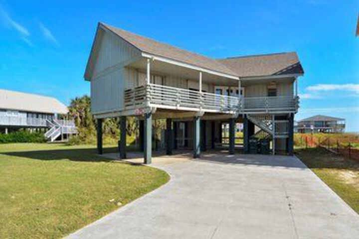 Beachfront Feel Bff 5 Br Home by RedAwning