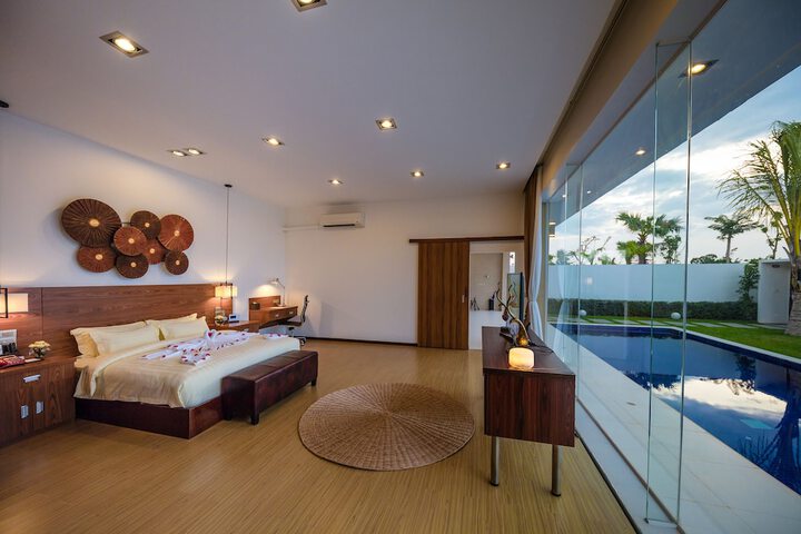 Room 18 of 40