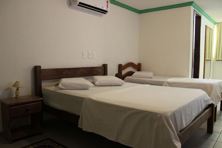 Room 21 of 40