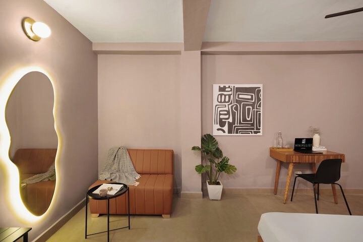 Room 5 of 40