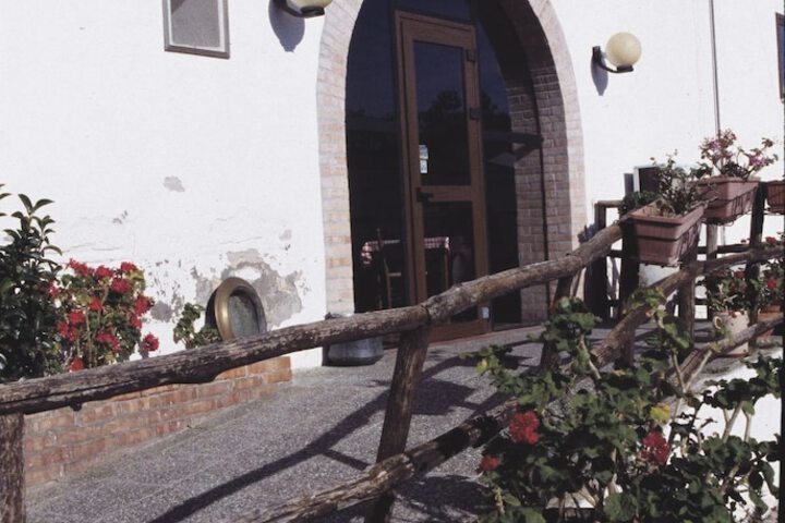 Hotel 5 of 21