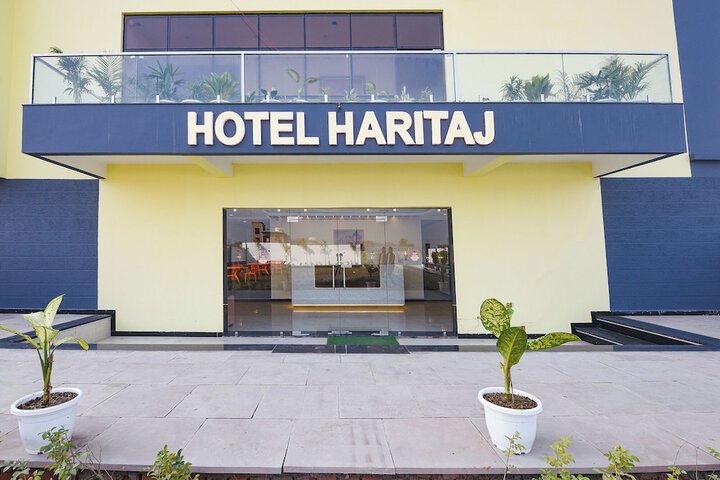 Hotel 30 of 35