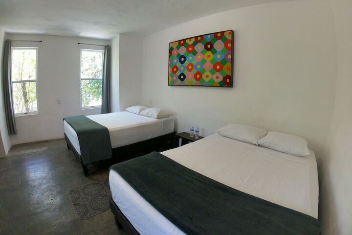 Room 35 of 106