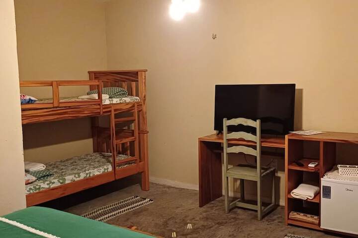Room 15 of 80