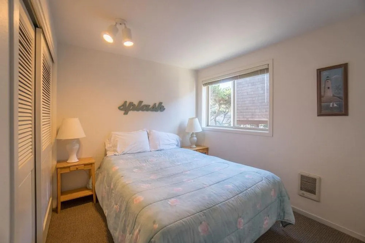 Room 4 of 23
