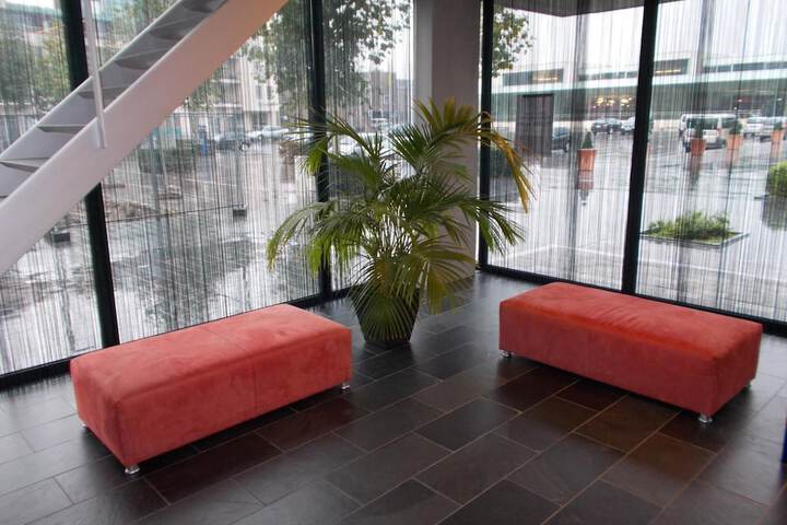 Guest Lobby