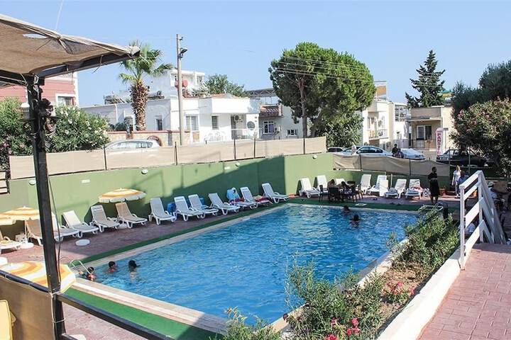 Hotel with Pool