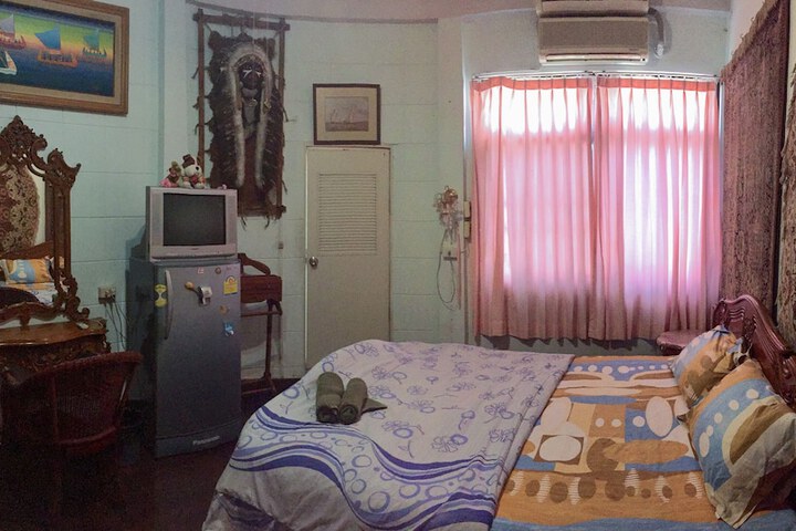 Room 15 of 39