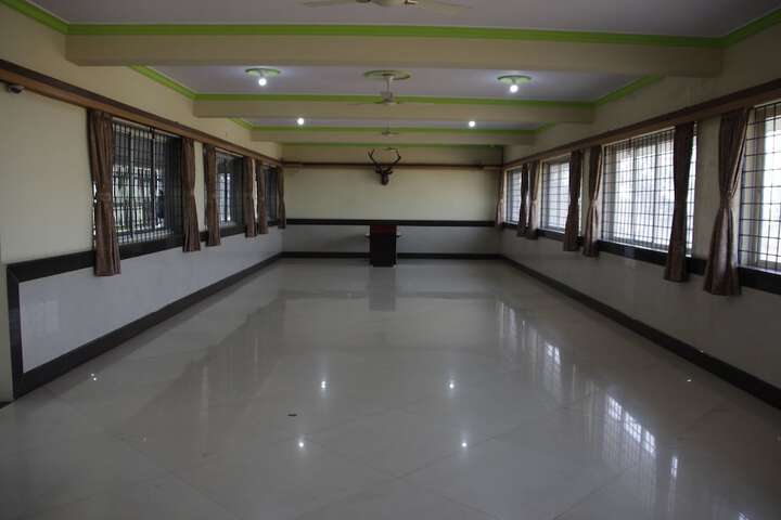 Ballroom/Hall 14 of 18