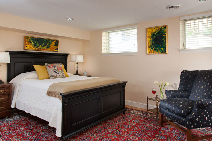 Room 12 of 40