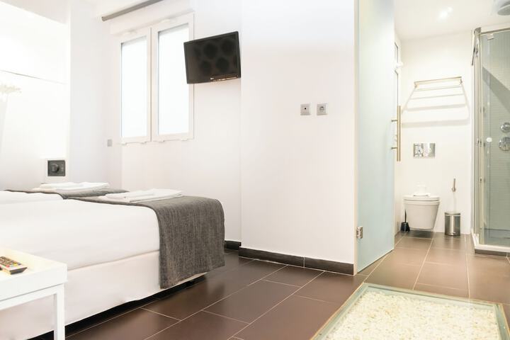 Room 81 of 226