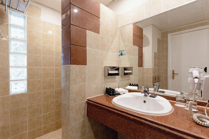 Bathroom Interior Photo