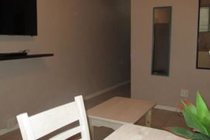 Room 34 of 43