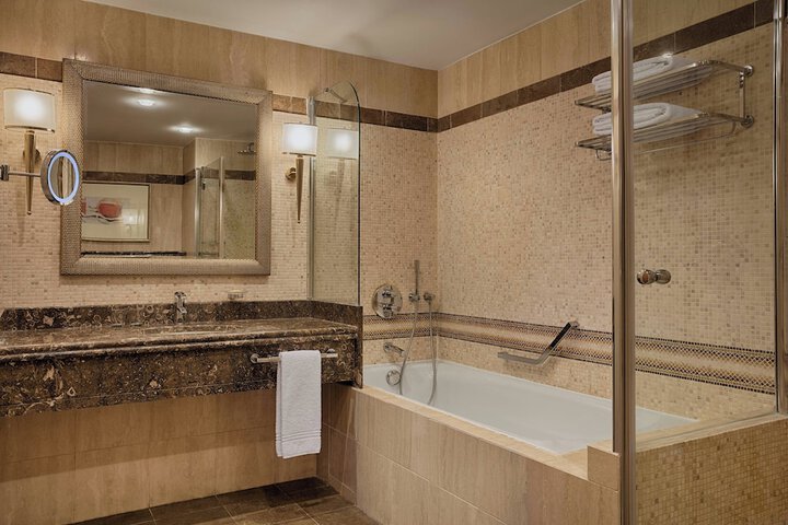 Room 20 of 57