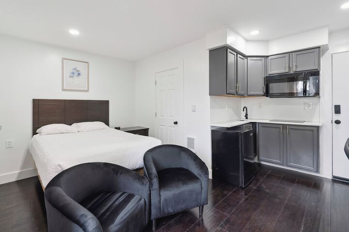 Room 22 of 72
