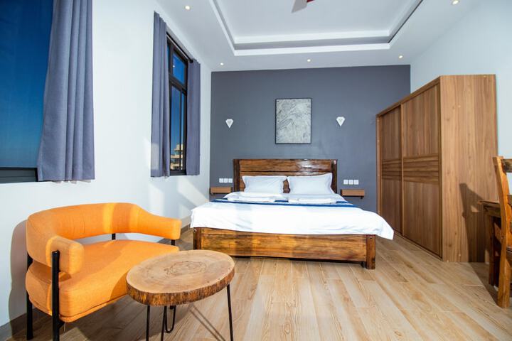 Room 14 of 46