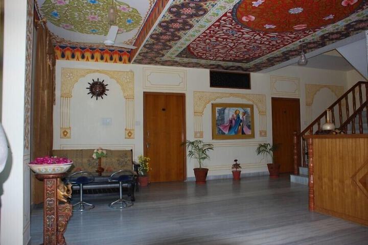 Lobby Entry