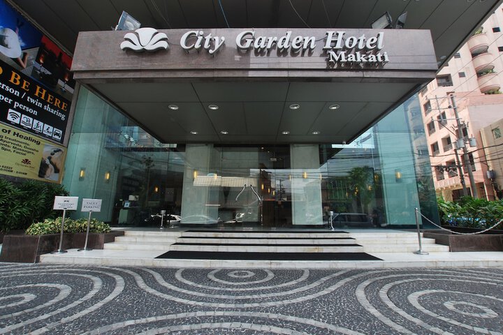 Featured image of post Rooftop City Garden Hotel Makati