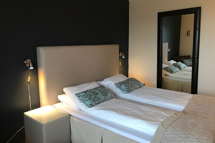 Room 16 of 63